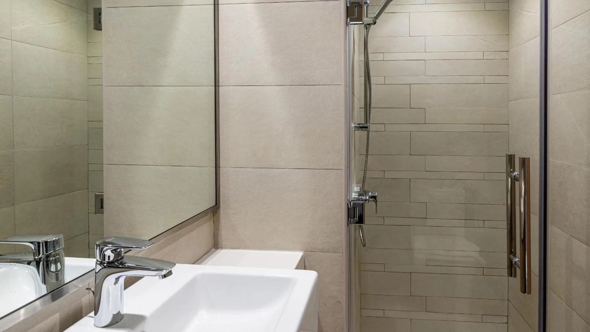 Contemporary 1Br In Azizi Riviera 27, Meydan City- Allsopp & Allsopp Dubai 0*,  Birleşik Arap Emirlikleri