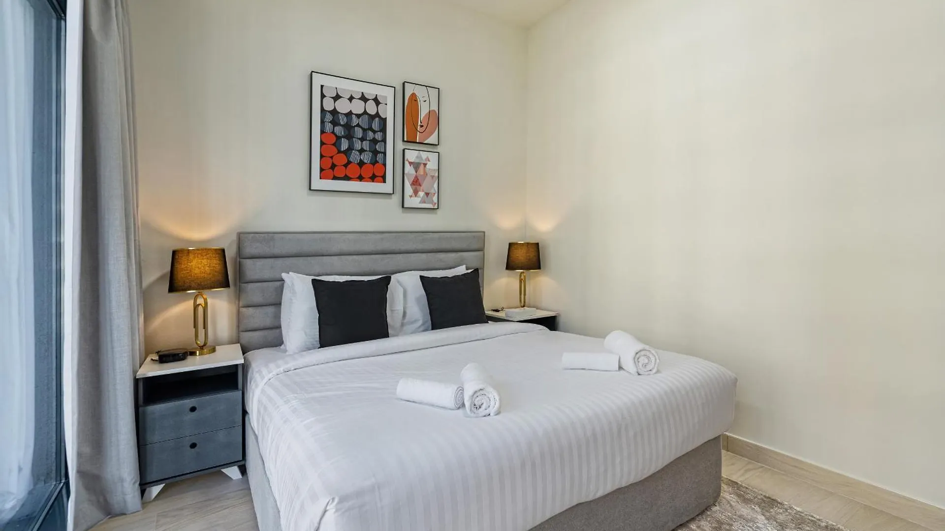 Contemporary 1Br In Azizi Riviera 27, Meydan City- Allsopp & Allsopp Dubai