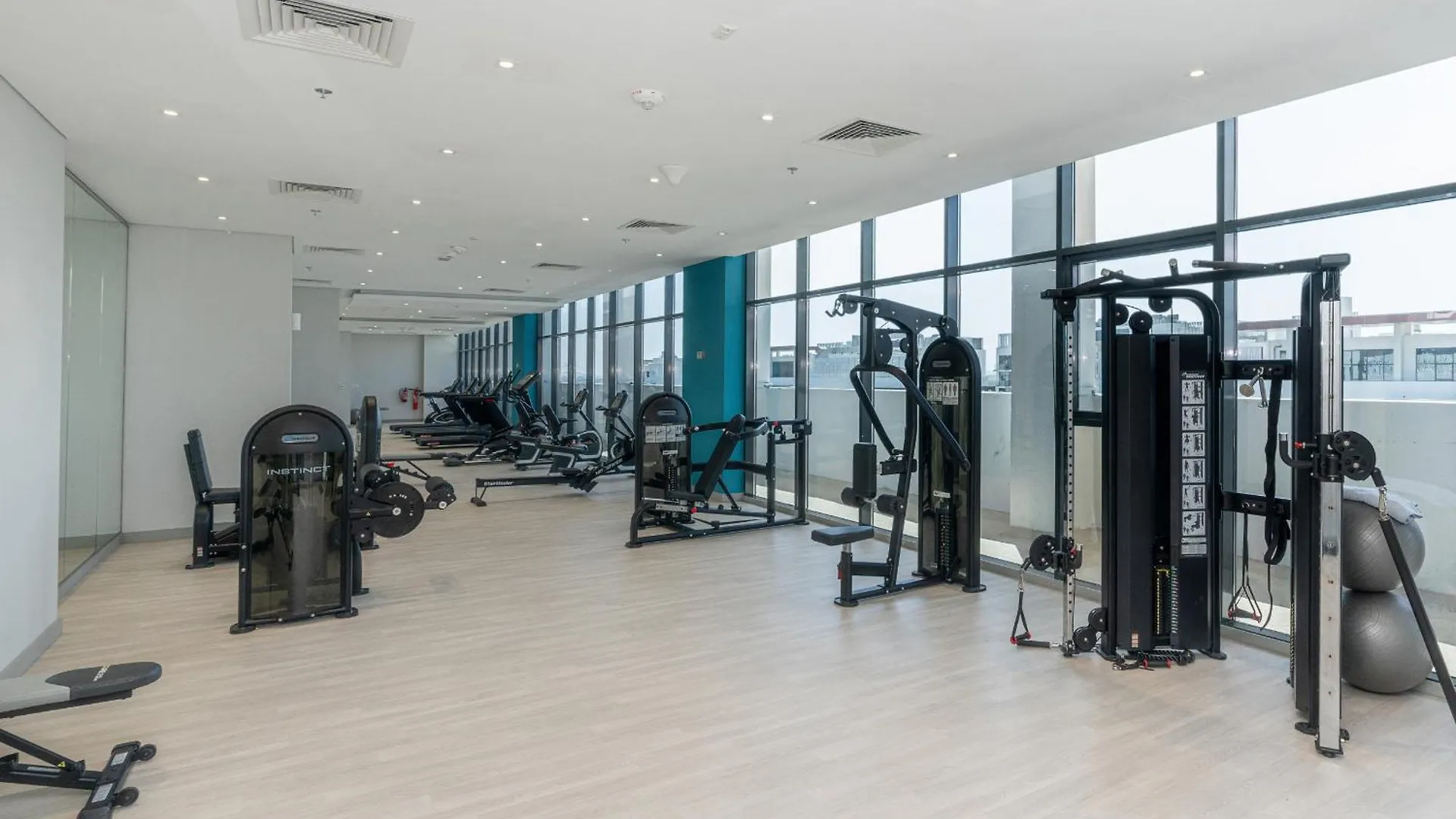 Contemporary 1Br In Azizi Riviera 27, Meydan City- Allsopp & Allsopp Dubai Daire