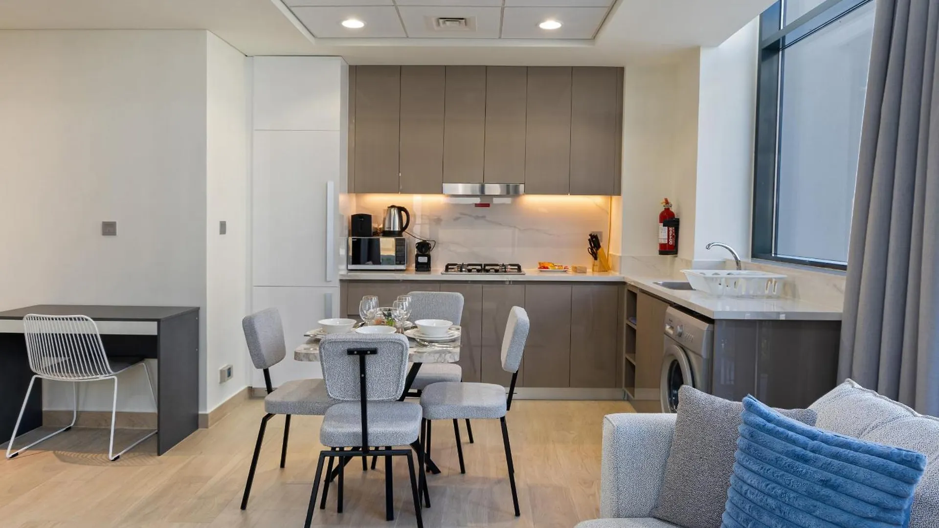 Lägenhet Contemporary 1Br In Azizi Riviera 27, Meydan City- Allsopp & Allsopp Dubai